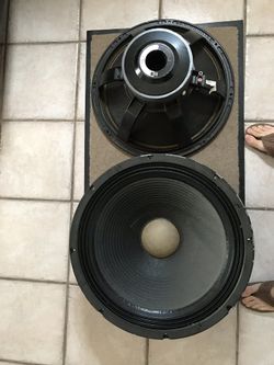 (2) 21LW1400 Entertainment Speakers