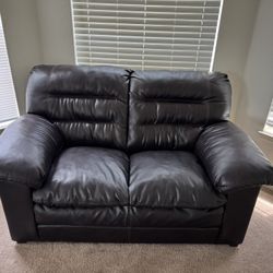 Brown Leather Love Seat Sofa 