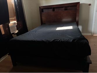 bed set with dresser