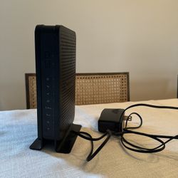  Netgear C3700 Modem + Router