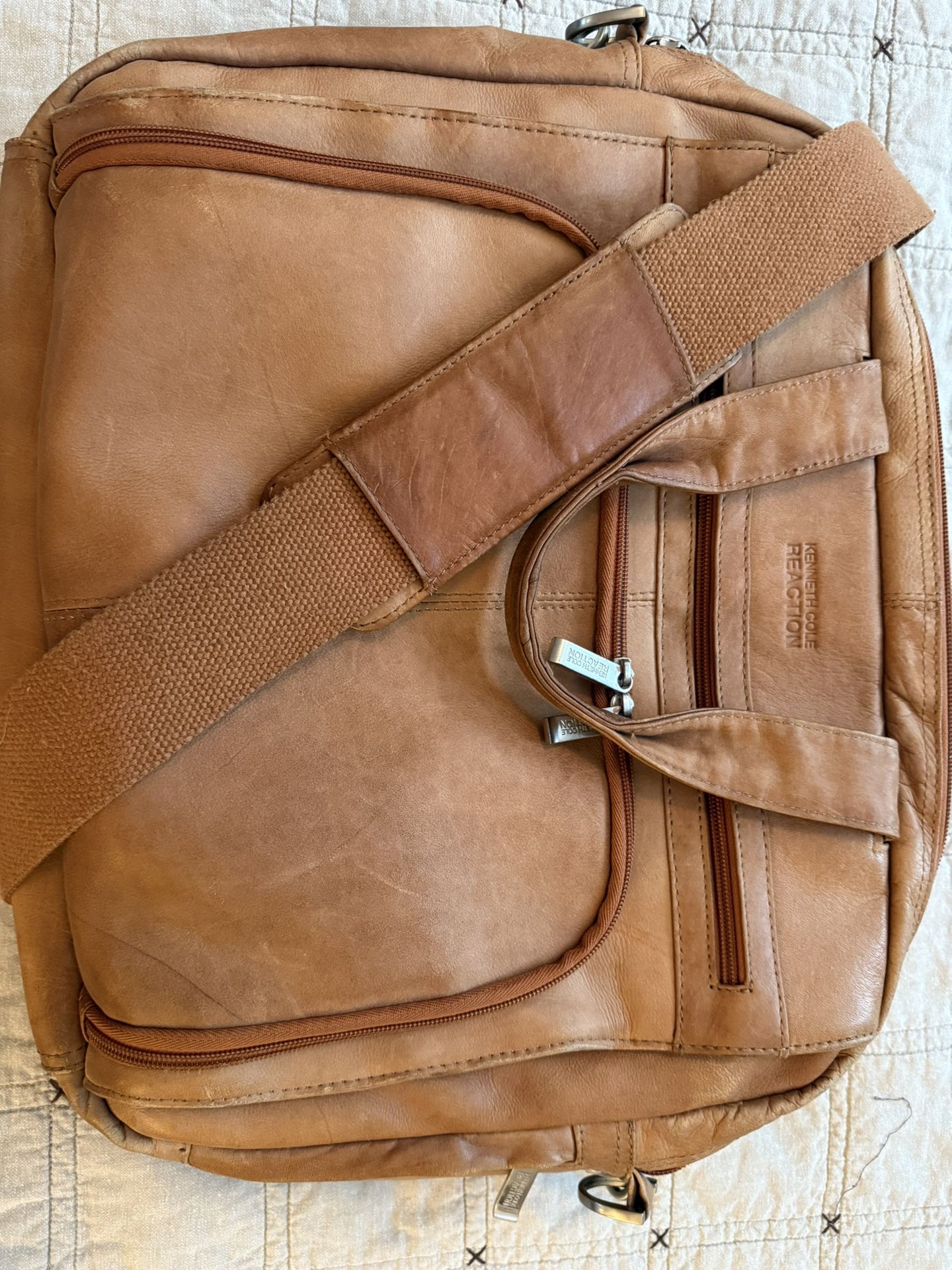 Kenneth Cole Genuine Leather Messenger Bag