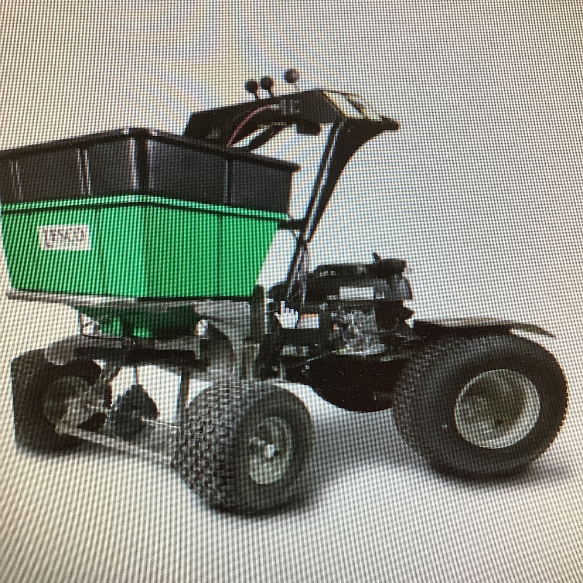 Lesco HPS Chariot Spreader Ride-On 125lb Capacity 5.0 HP Honda