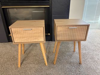 LAATOOREE Natural Oak Fluted Nightstands – Set of 2