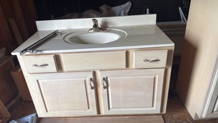 48inch Vanity With Sink And Hardware 
