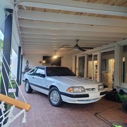 Ford Mustang 5.0 Fox Body Hatchback