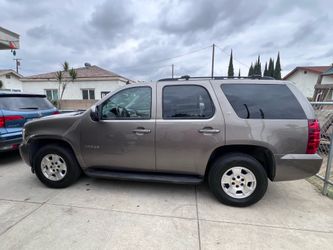 2011 Chevrolet Tahoe LT 4Dr - Flex Fuel