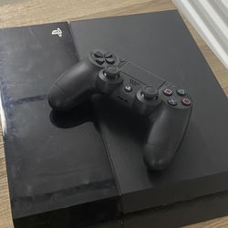 Ps4 With Controller And Games 