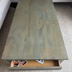 Coffee table with drawers. Solid wood in great condition