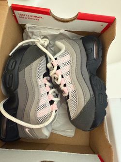 Pink Air Max 95