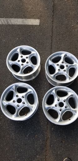 4 wheels 15"