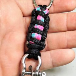 Black And Pink Heavy Duty Gloves Clip 