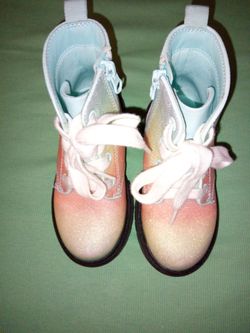 Rainbow color with sparkles toddler boot size 9