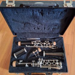 Vito (By Leblanc) model 7212 Student Clarinet (Fully Restored!)