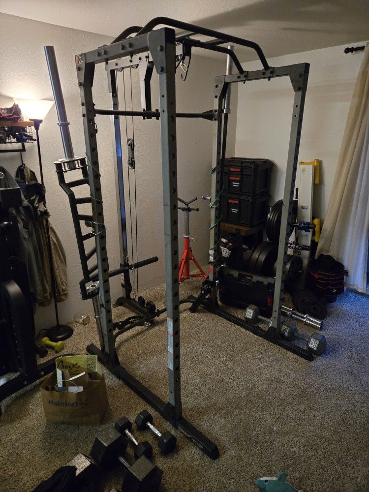 Power Cage W/Lat Pulldown