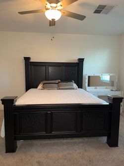 Moving sale