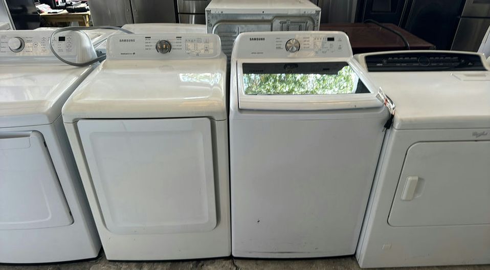 Samsung Basic Washer Dryer Set - High Efficiency Top Load