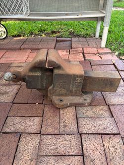 Vintage Cast Iron Bench Vise USA Made