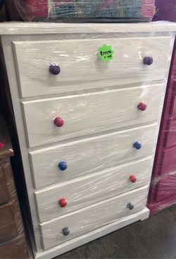 Dresser colorful knobs