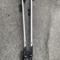 THULE ROOF RACK 2 PCS