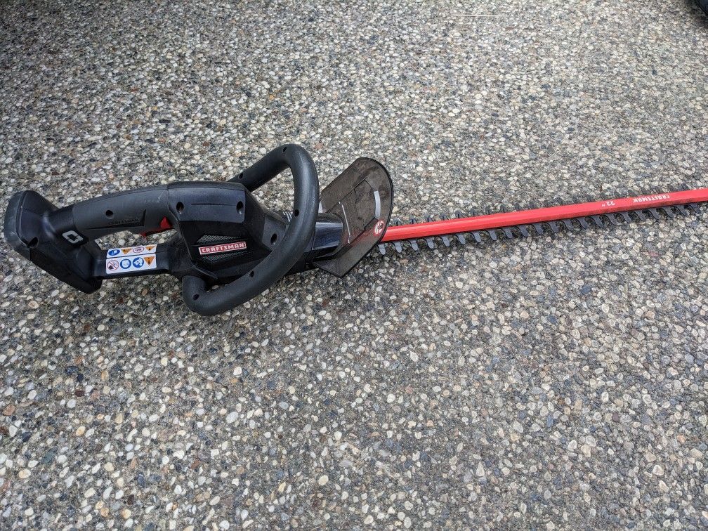 Craftsman C3 Hedge Trimmer CR2600 19.2v for Sale in Sacramento CA OfferUp