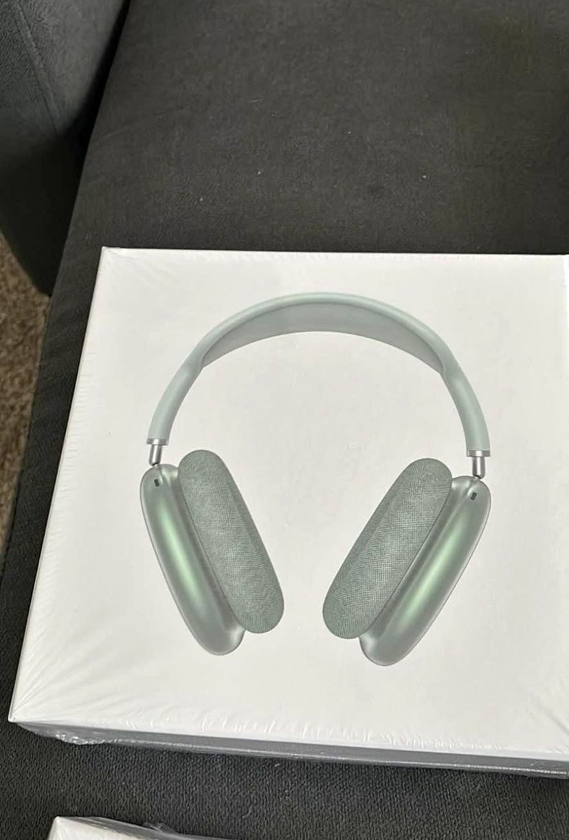 Pods Max (best Offer Gets)