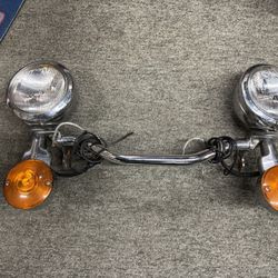 HD original turn signals + fog lights. Harley Davidson Sportster Sis sy Bar