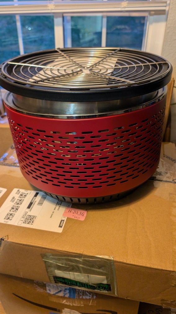 Wilson and Miller Ultimate Cookout Portable Charcoal Grill
