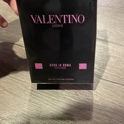 Valentino Parfum Born in Roma Intense