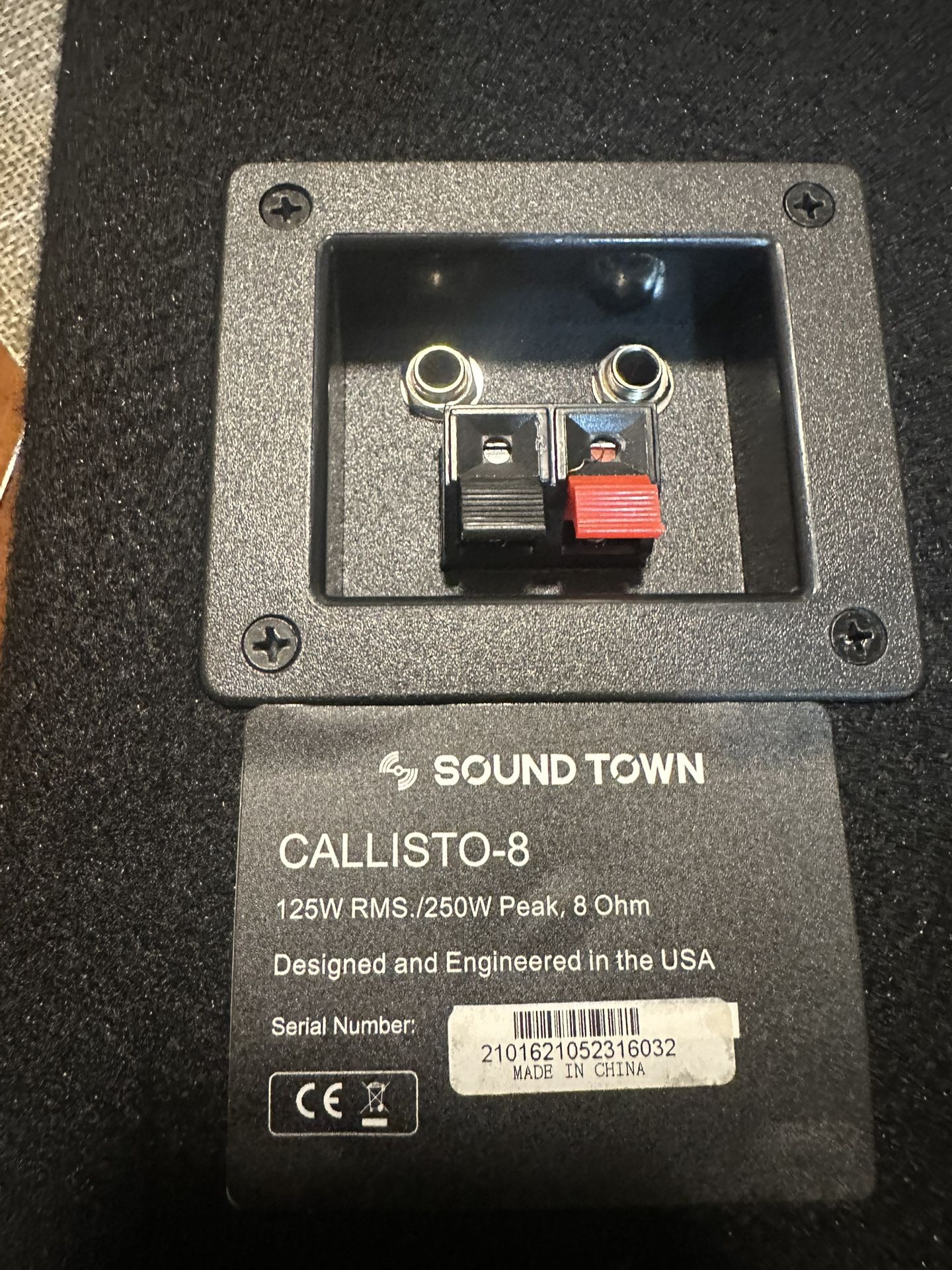 6 Speakers Sound Town