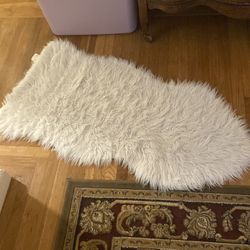 Faux fur rug
