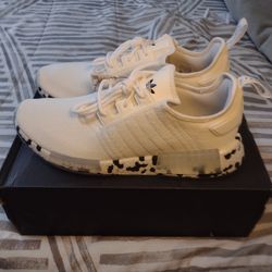 Adidas Sneakers For Men Size 11.5 With Boost, Brand New with Boxw