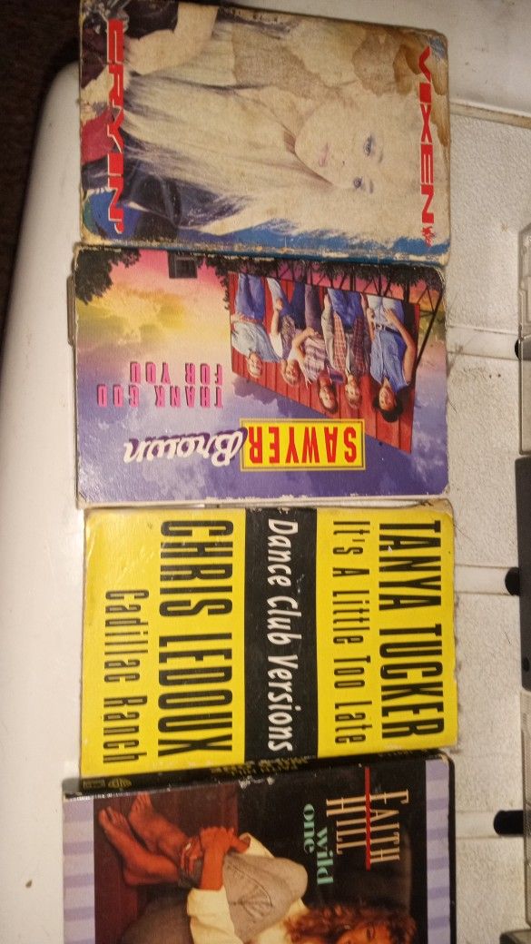 Cassettes Singles 