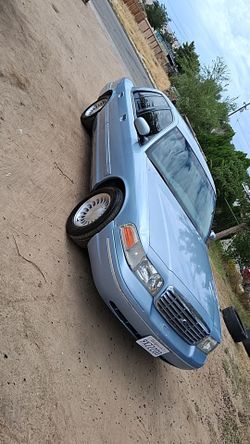 2001 crown victoria