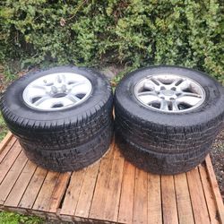 Tires and Rims 265- 65R17 Lexus