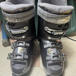 Nordica Ski Boots 22.5
