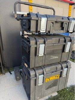 Dewalt boxes