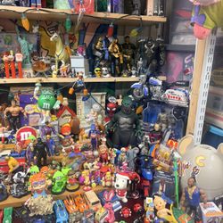 Toy & Collectibles $ale