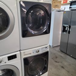 Kenmore Elite Front Loading Washer And Stackable Gas Dryer Set 