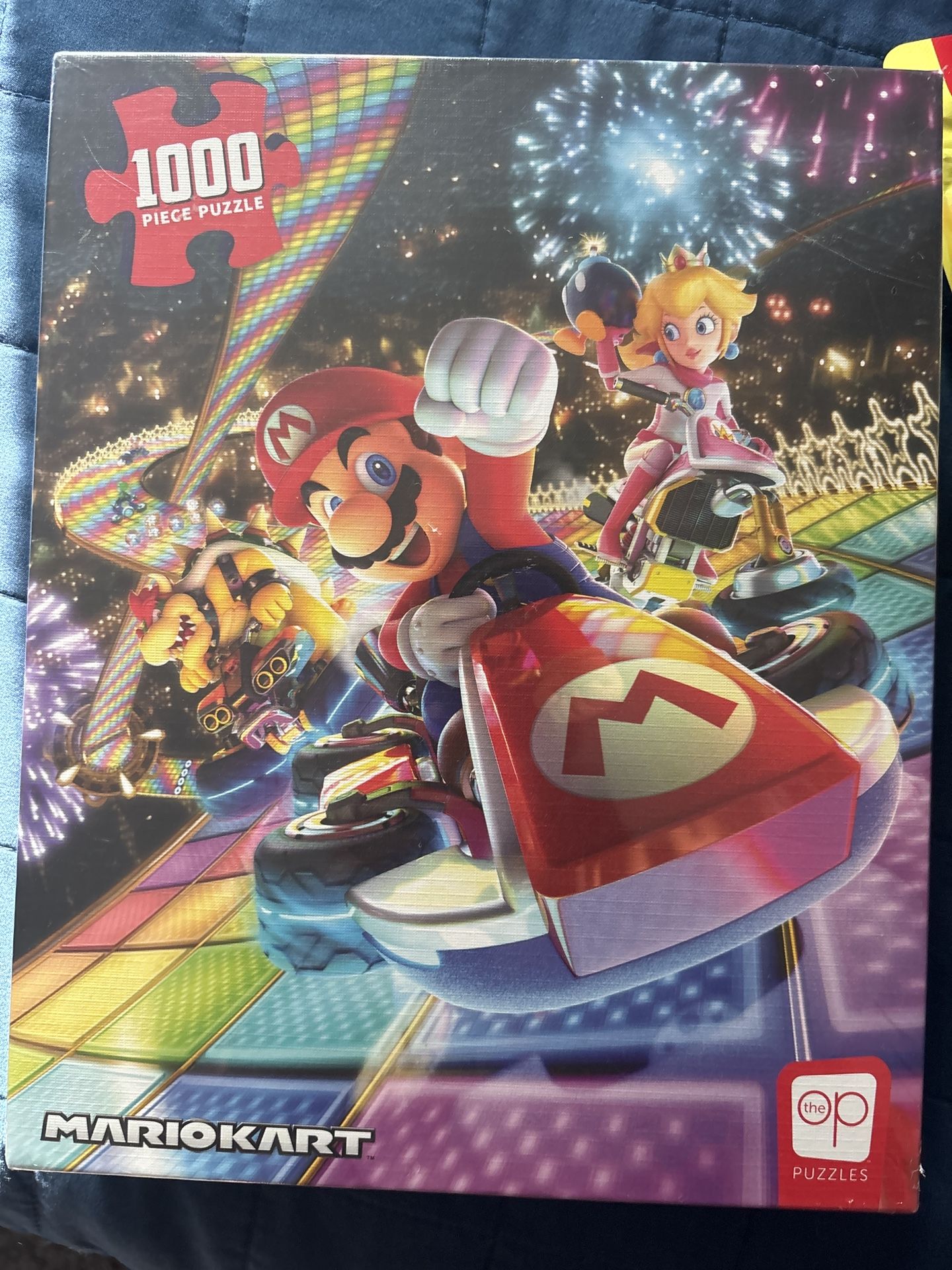 Mario Kart 1000-piece puzzle (Rainbow Road)