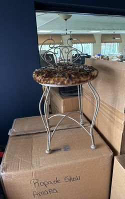 Small Chair Bench Vanity 