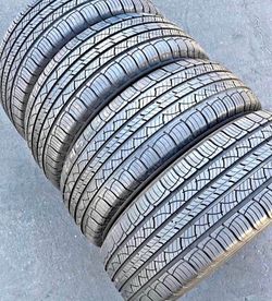 245 60 18 Michelin tires Con 80% de Vida Las 4
