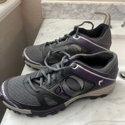 Biking Shoes - Lock In 