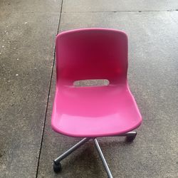 Kids study chair