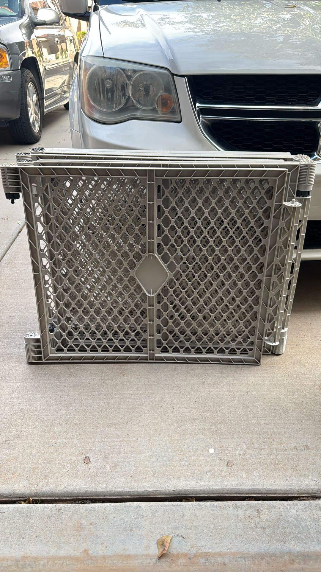 Gate/playpen - Dogs Or Children