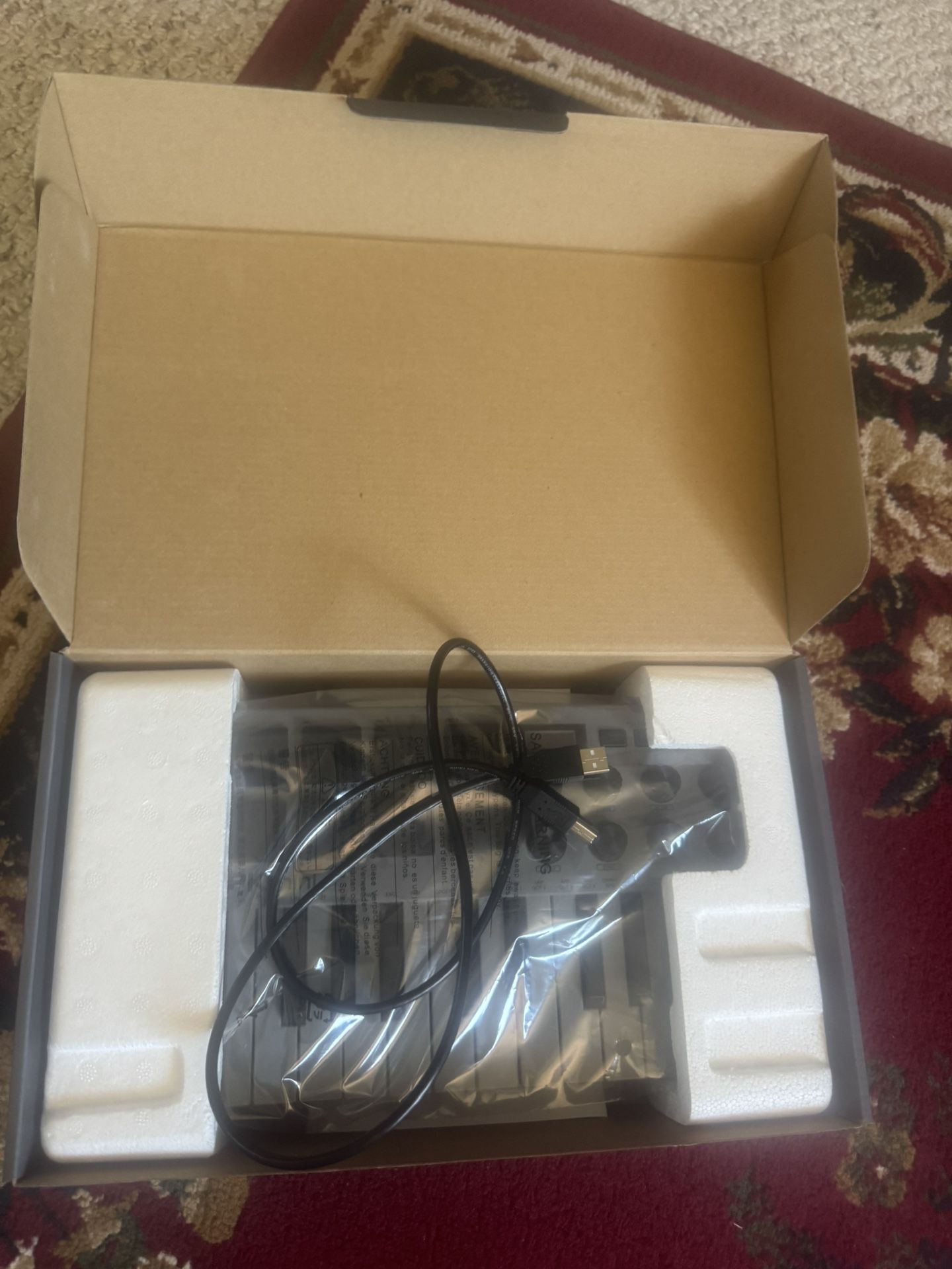 Akai mpc Mini Special grey edition