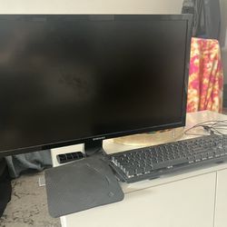 ENTIRE PC SETUP EVERYTHING INCLUDED
