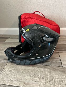 100% Carbon Helmet