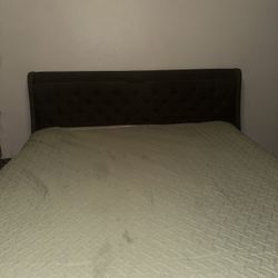 King bedframe