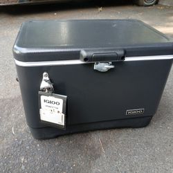 Igloo Legacy 54qt Cooler