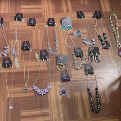 New Paparazzi Jewelry $5 Or Best Offer For All 